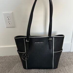 Black Michael Kors Tote Bag